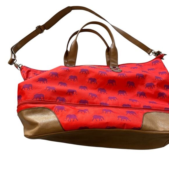 Stella & Dot Red and Brown Travel Bag with Adjustable Strap - Picture 4 of 8